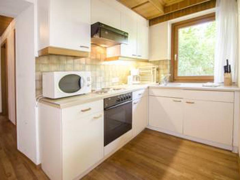 2BE0C559F04CCEC77801A06B052ADB25