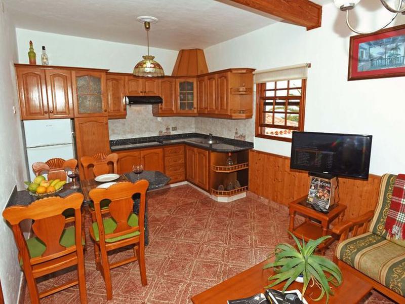 40CD738807393674C834D03348E66AA6