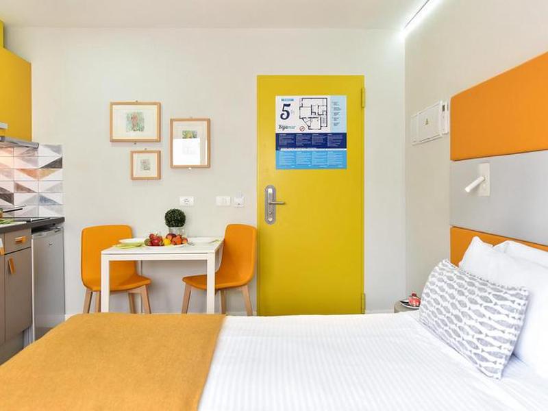 CAAB17E4CDC76A33AA86C35485F68B1E