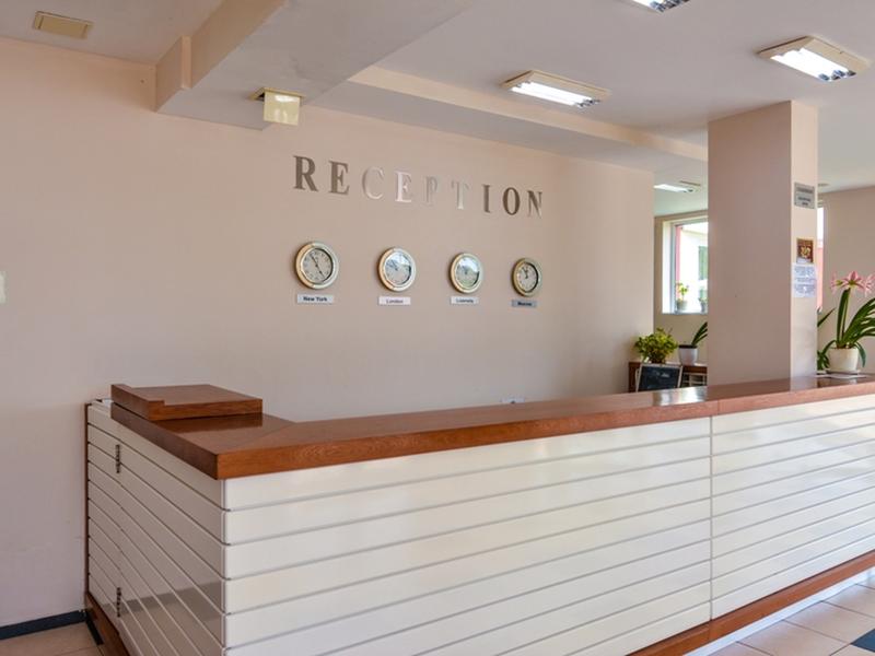 BC02FFAF58B451AB8CE488FD42EBD022