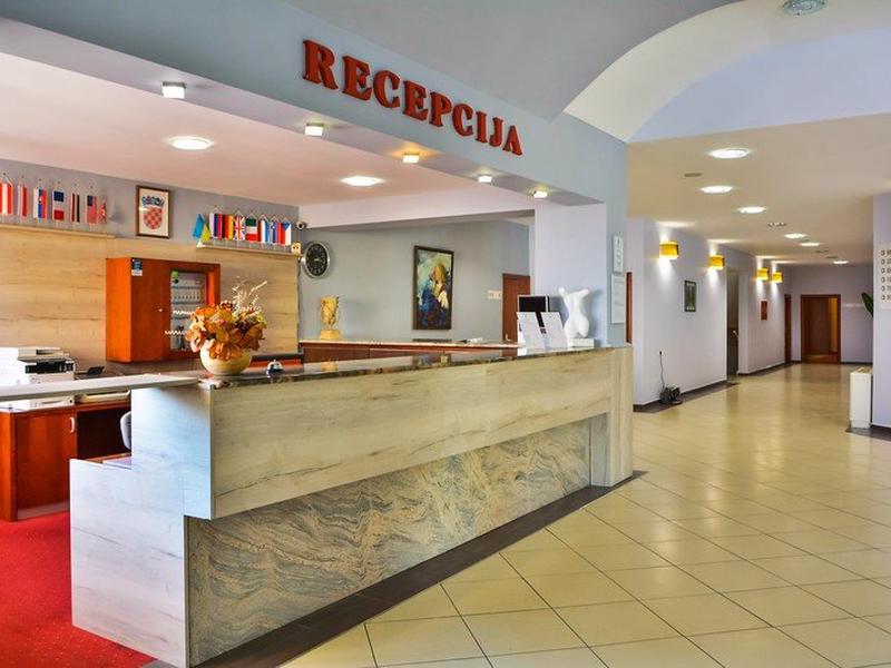 5777BBD04BB6DCA6A18B9E8C9D92B1CA