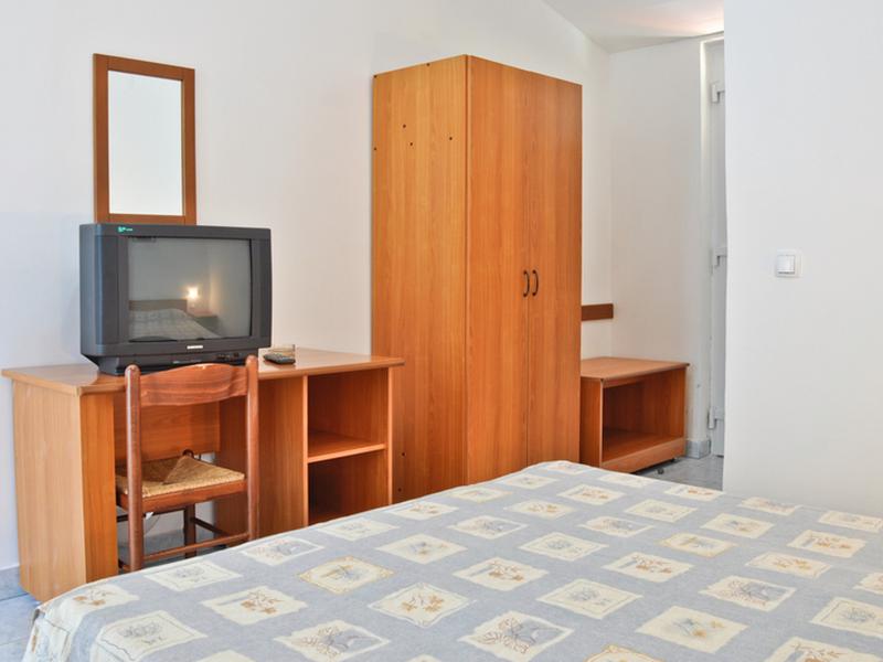 C7F8402EF41002D55A53F20C179AF7F5