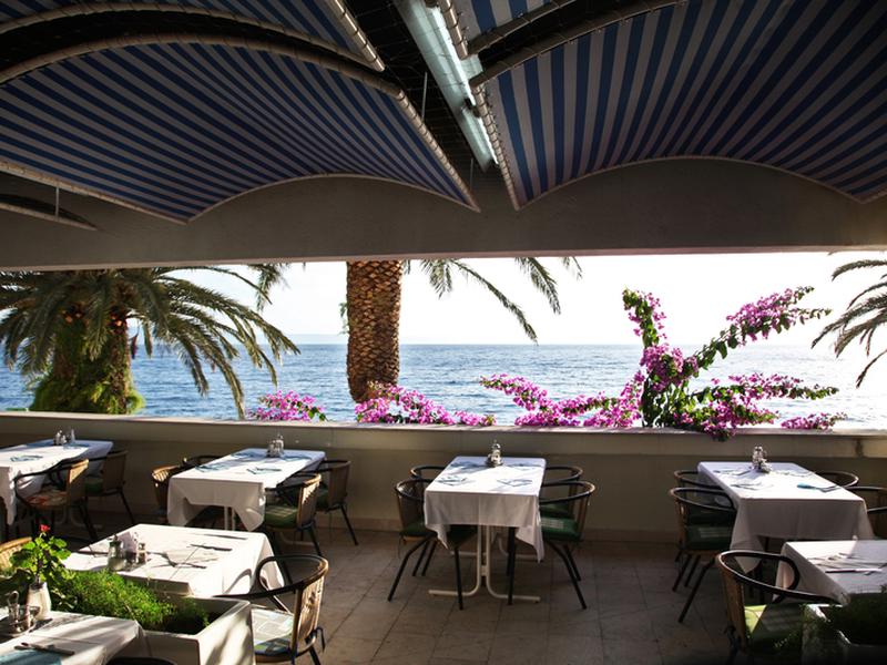 4D9BCBF90E2D24E18E7AEA2821F74182