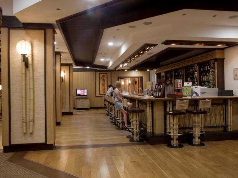 4A6CB6BF0B18FB7575480A63CEAA10C6