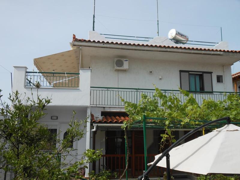 B309E9B290A72AD04B342B3D320F57E7