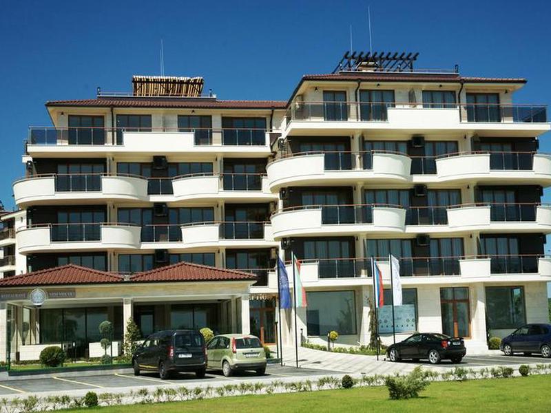 200F7799D78125AE595F51F3CA3E3107