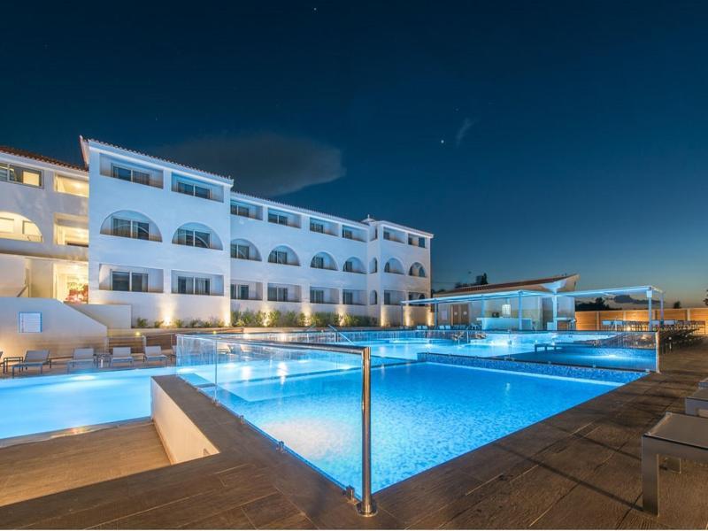 CC694642B38C701AEA71D32D9A28334B