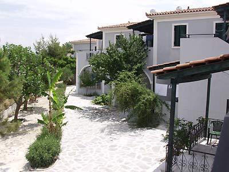 F189834AA5F54326CE68E37C1BE56C23