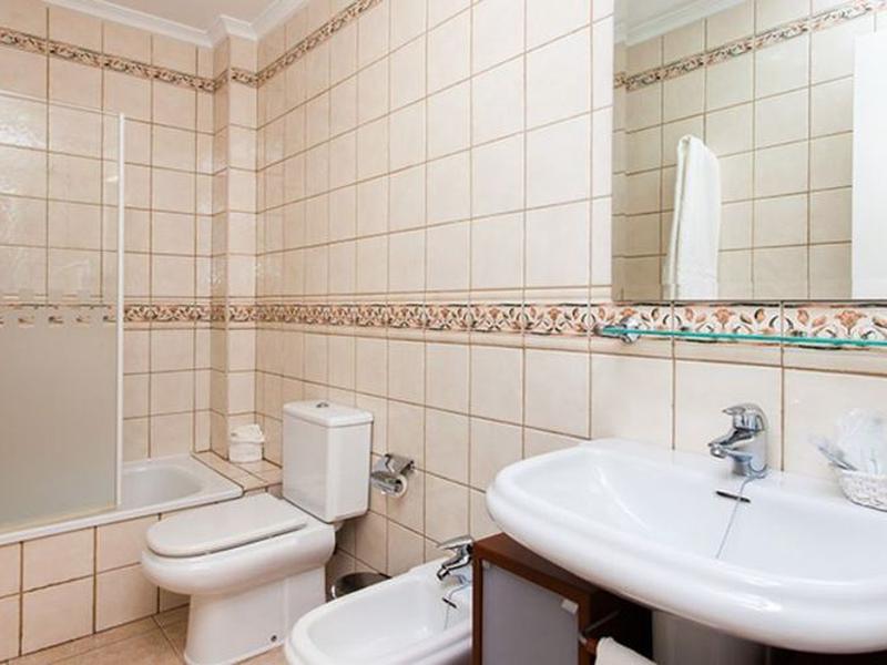 02DFE09C66329392D9CA291CA5AB54EB