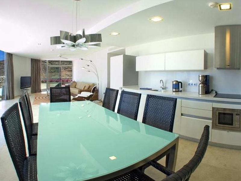 CAC8F509CBC2C99FAEB2EF9F05D5401D