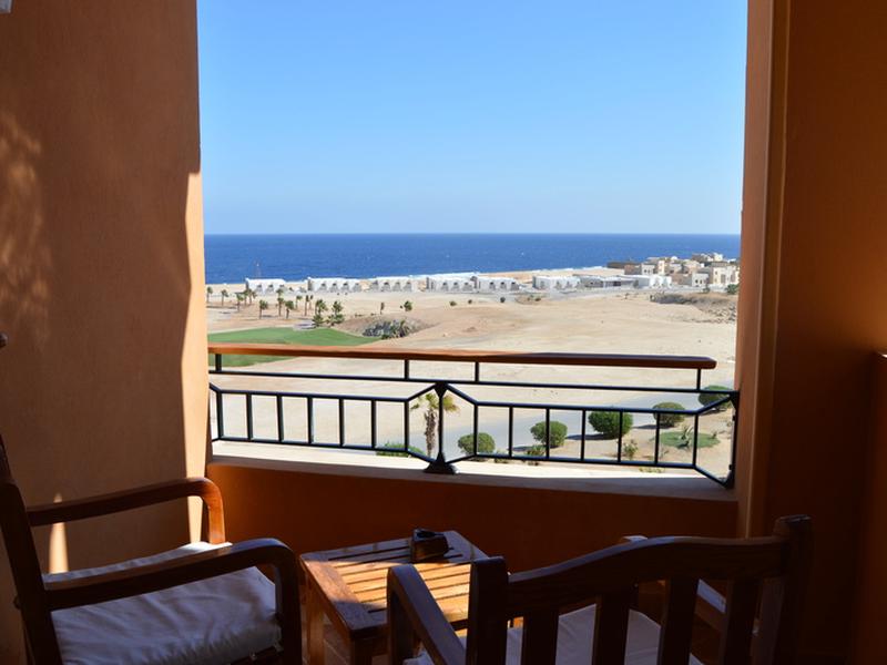 5FF2300499C65840212A6930049012BC