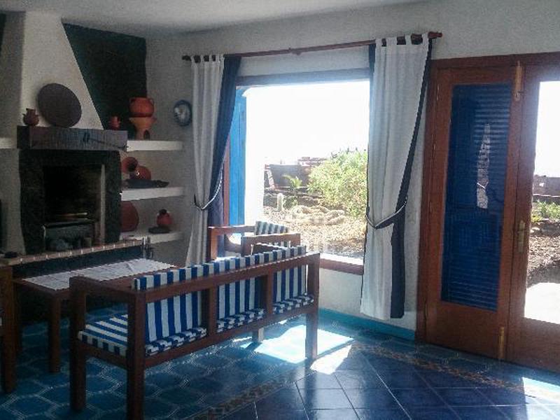 F9779B4026C8268F44269BEBA195B0B4