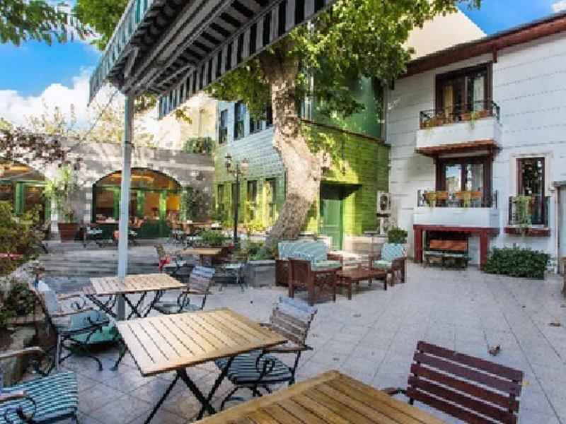 91B69CAEA70694AA2F43527A5BA0472E