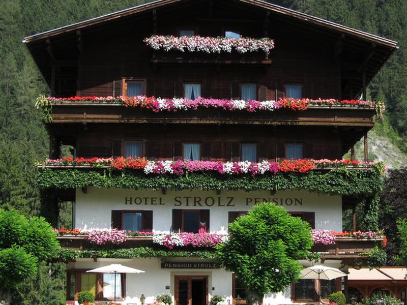 073B46A78ED10EB9273F16E2FFC3B62F