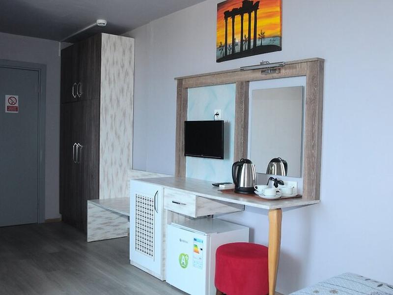 CCECE3782B15D8E095441E6C93EF6127