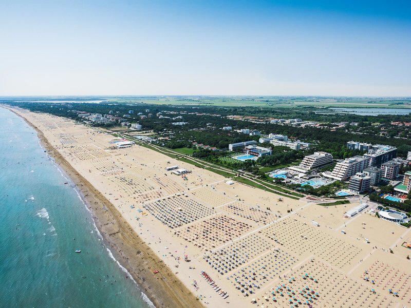 EA8B7CF6FEFD2E4F54A5103F27ED46DB