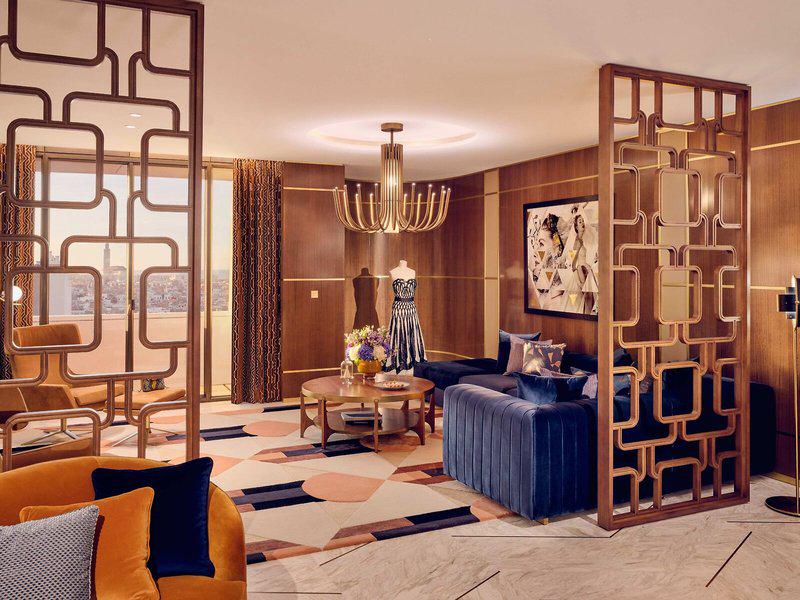 8240DD728A31911218C6A406ECC6950D