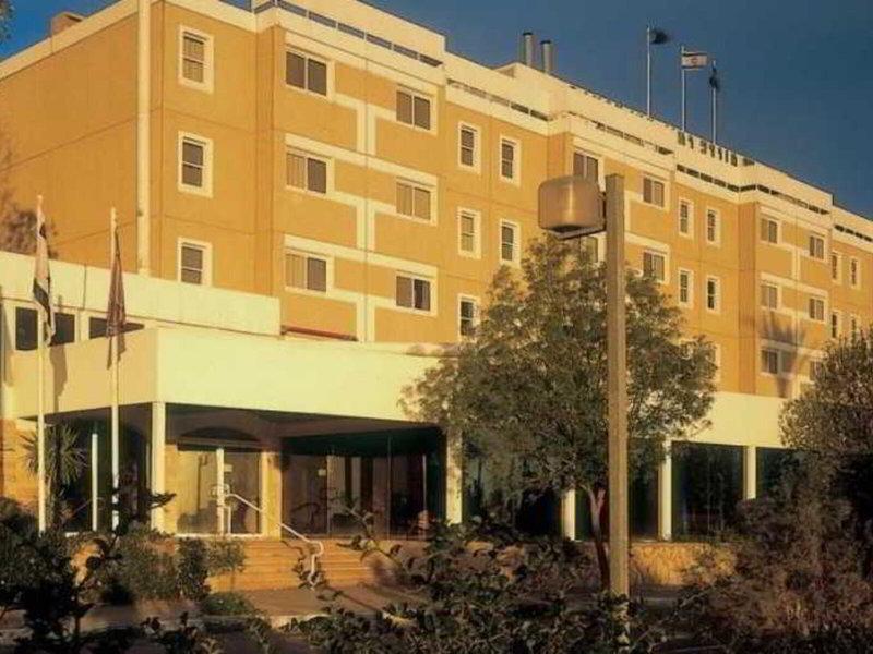 AA9B08043A7F6CEA4D2209BB92EAF4B4