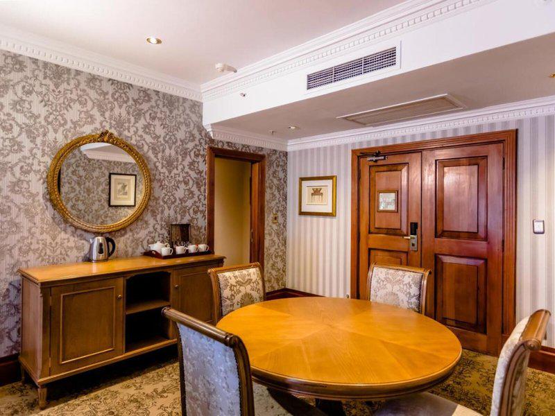 6E836C8F9257E143AA5C0A8EBA57DAA6