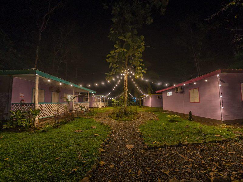 46C69003C6F4ABF20DF934150D115573