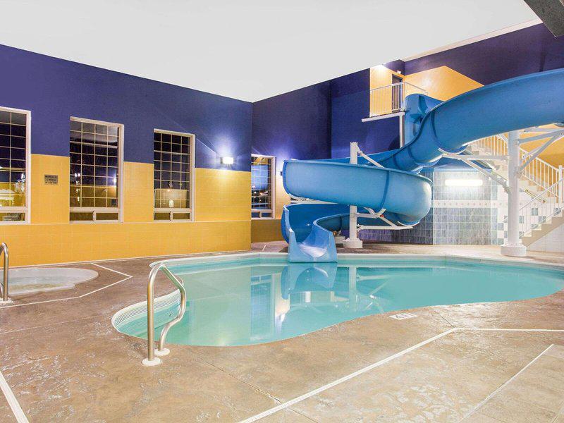 85211CEAC3AEF8E67856D71B6C6026E0