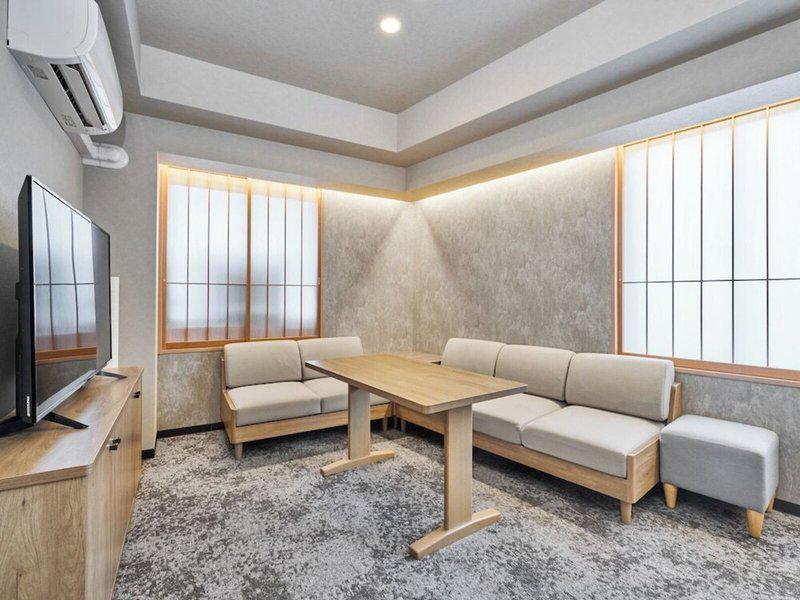 F81B6A8E797001B40D077BD5F7B19A97