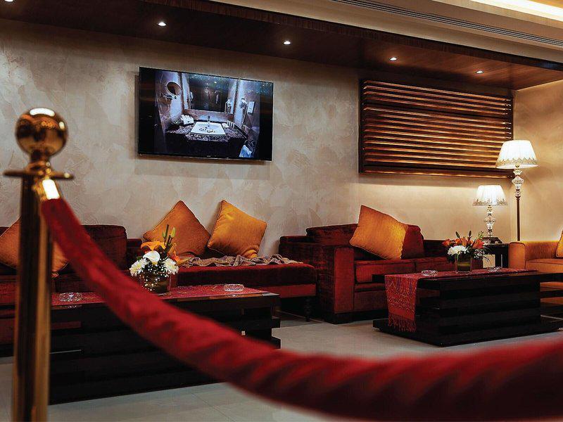 85E9FA6212468D3484172B9D9CB13808