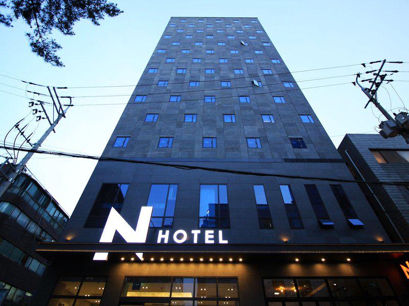 369C7A94E111F74E5995A1190AD4CD5C