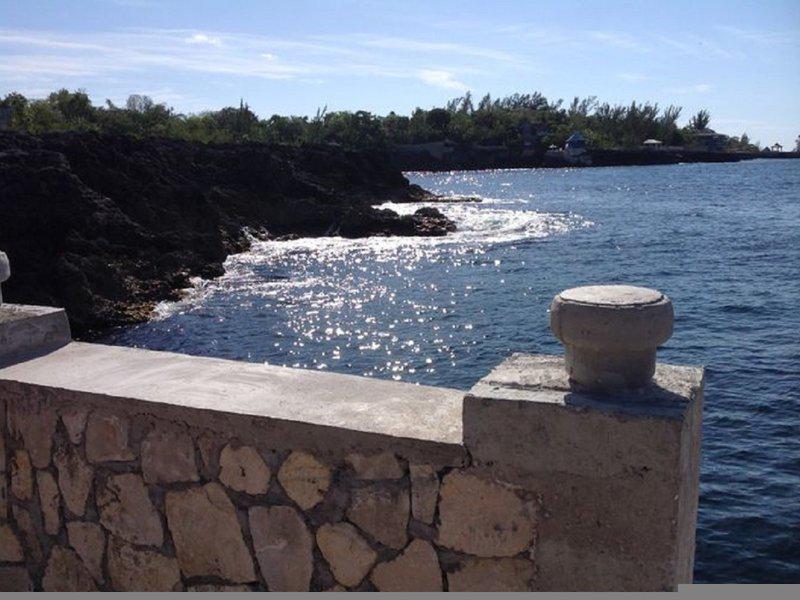 1DAB3F05DB39D1CFC8B221B98EB9854B