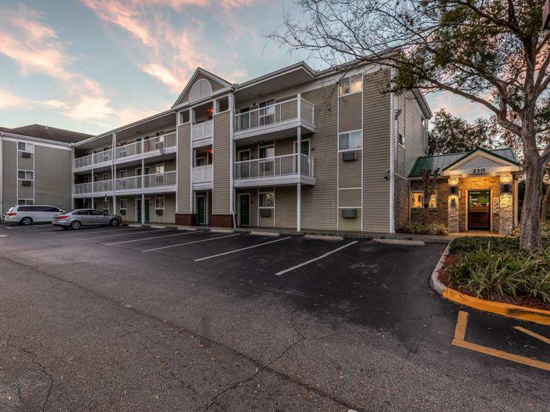 B05AF090CECF4A8C6BC233ED72125CA9