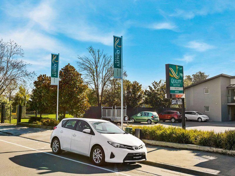 6FBEE45E7F413F4FA33265EAAB996DD3