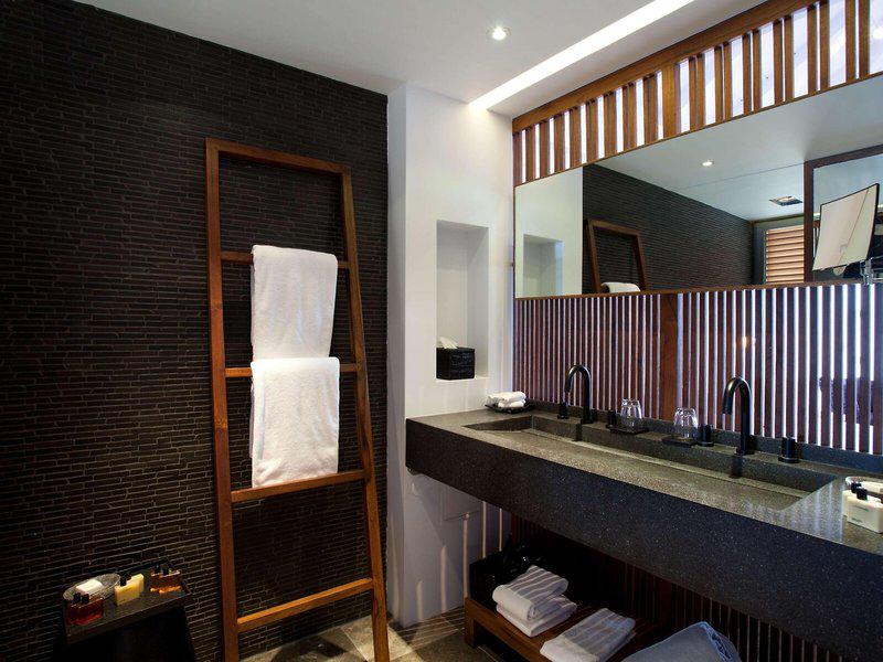 1EF6D39D8208351516811881227453B5