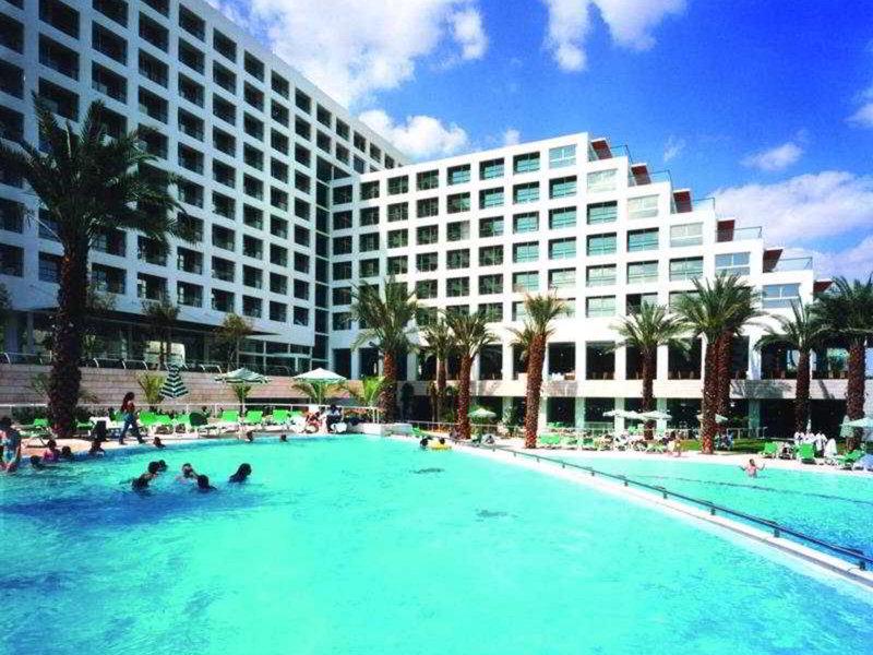 667A06B0BECBE6DF8D848835F81654B4