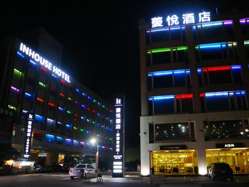 CB569E01339E5818902E4314C8AE0E0B