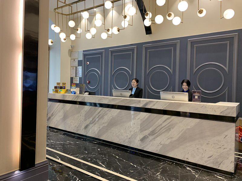 FFFBDC5A585603F07295525C3DB40437