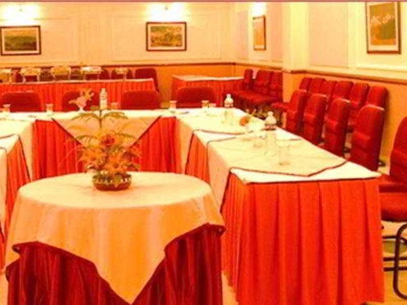 22359FBF335CDCD245B0EBD6210D217E