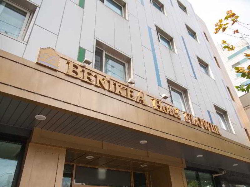 8D5A146B724A9EC7C6B203559419A8F4