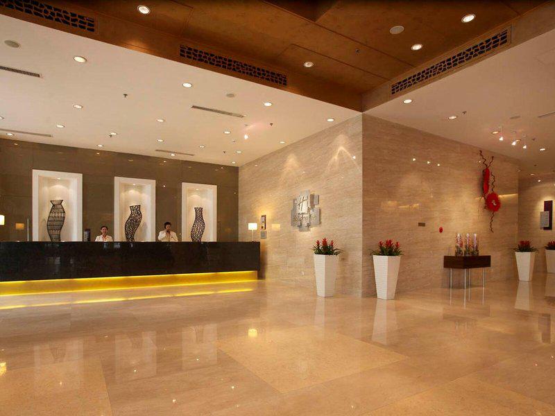 D5FBB88BF5AB524DBB02F87648EB059E