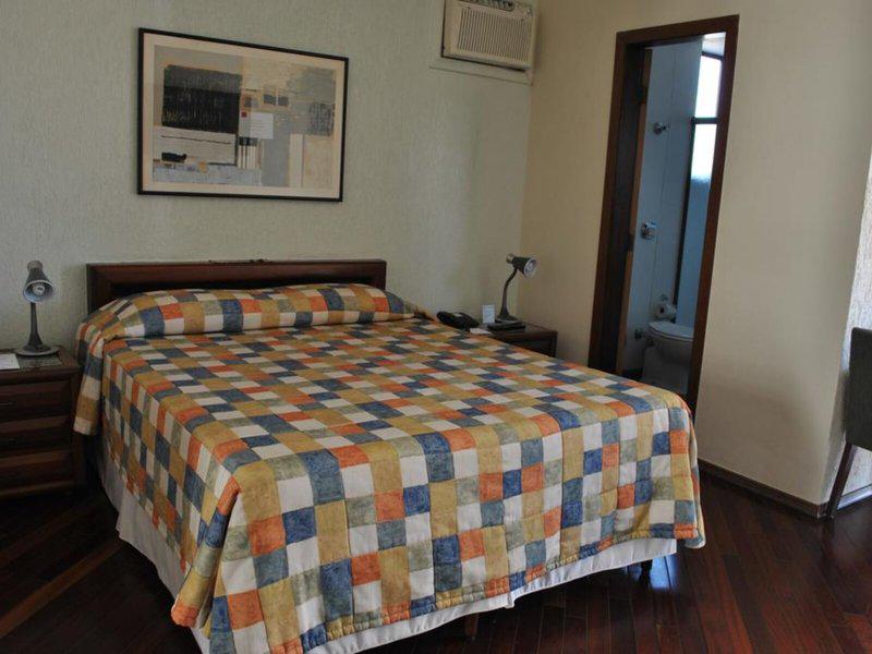 BF889D2700D96E5644000F31FAE384A8