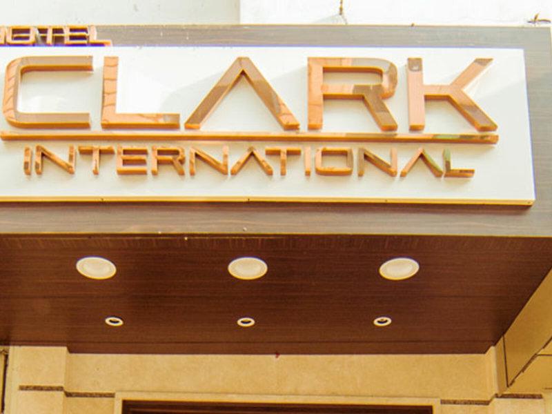 EC1EEEDE724AB737483D1CACD110040F