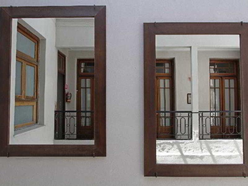 2EB265E556F3A113CE1A034C1FDBD331