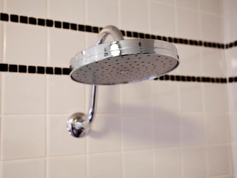 38782EEEEC728D4F9BB8D02F0587D7E2