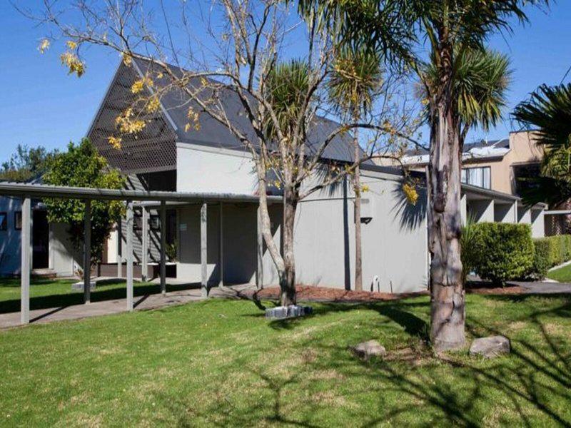 874466CE919B3F3B62298F9A7938236F