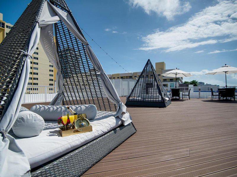 5366759AF1982411D2C1846624D200A7