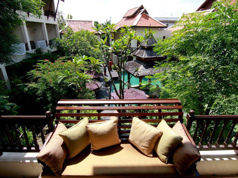 30E57AACE17BB1D6E8C58C7E1F8D1C75