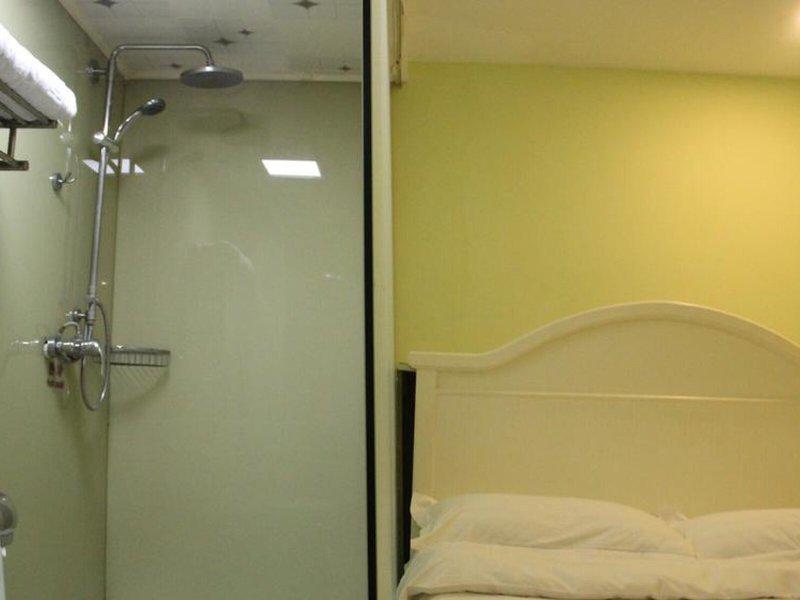 48241CFABEDE5C887C1F958710F757A4