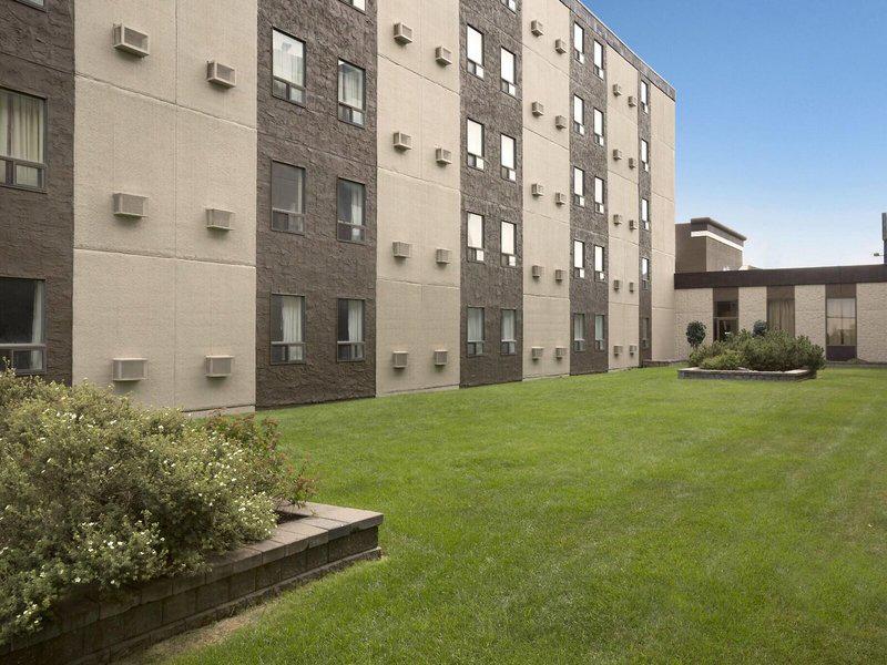 039DB3AB754E5C67727873FEA30D4711