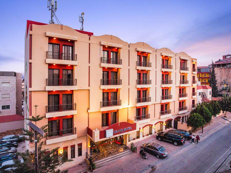 99F2D07B408708C63CED12D5D0D04E40