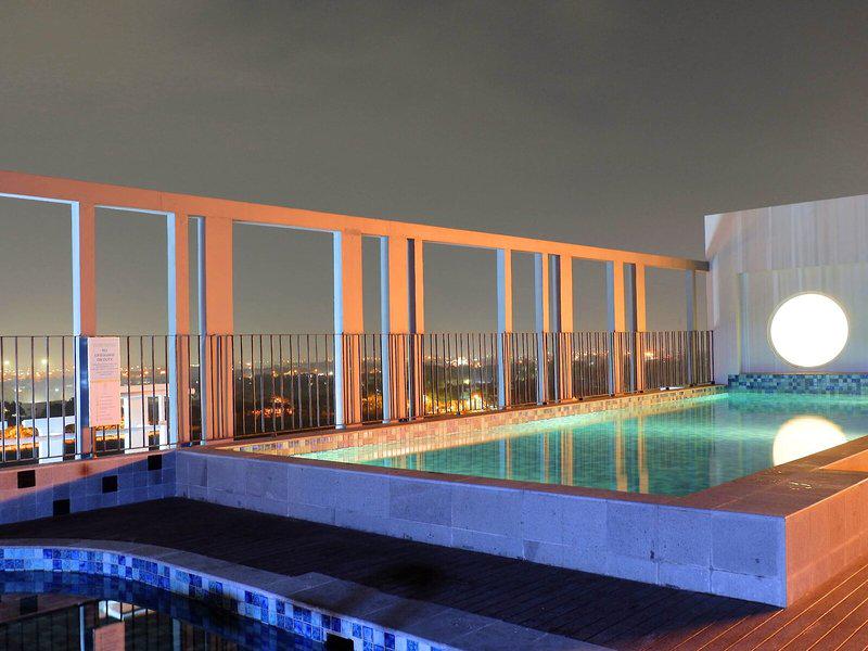 4263C94511BEE67D86B75AEE7F445905