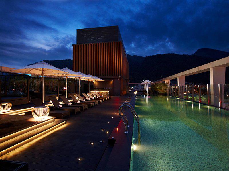 31C39BEDC3E9253D744BEC0114B35703